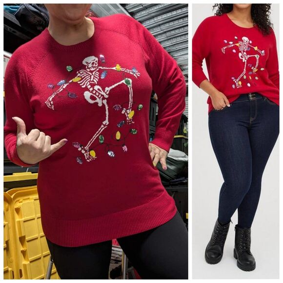 Torrid NWT 0x Large (12) Red Pullover Crew Sweater Skeleton Lights Sequin‎ - Picture 1 of 4